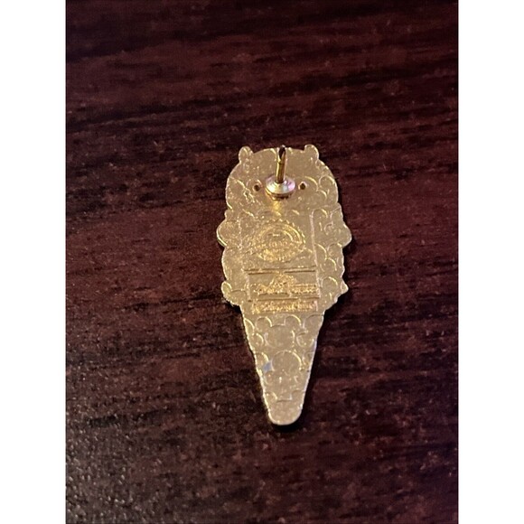 Hong Kong Disneyland Mike & Sulley Tsum Tsum Ice Cream Booster Trading Pin - Picture 4 of 4